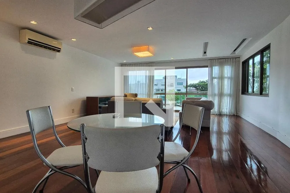 Cobertura, 3 quartos, 258 m² - Foto 2