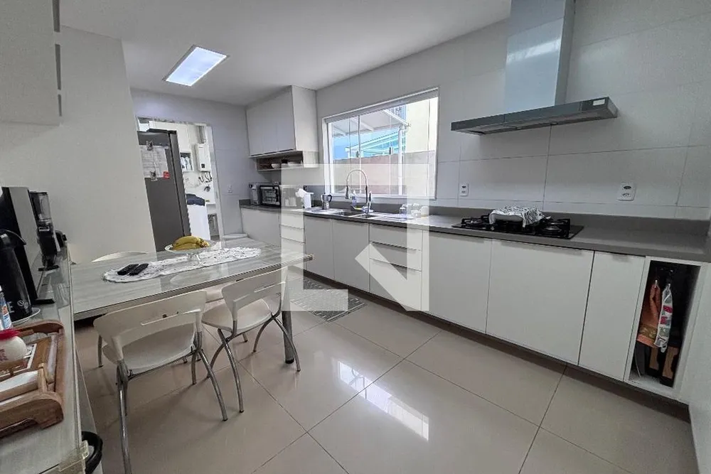 Casa, 3 quartos, 269 m² - Foto 33