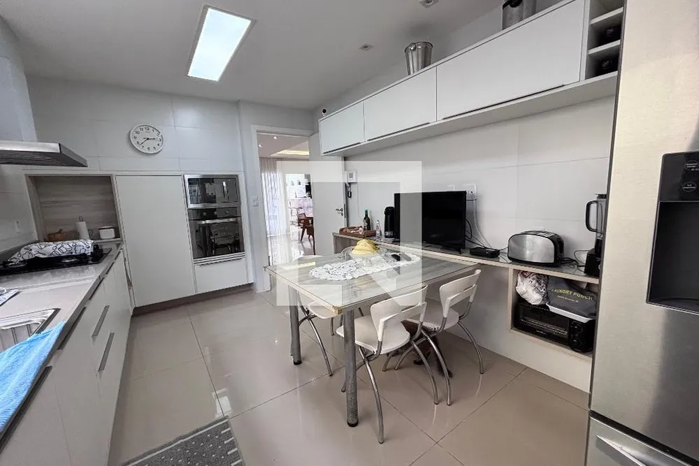 Casa, 3 quartos, 269 m² - Foto 43