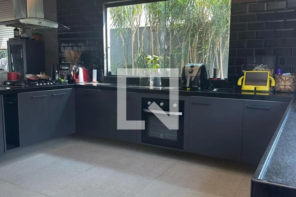 Casa, 4 quartos, 273 m² - Foto 44
