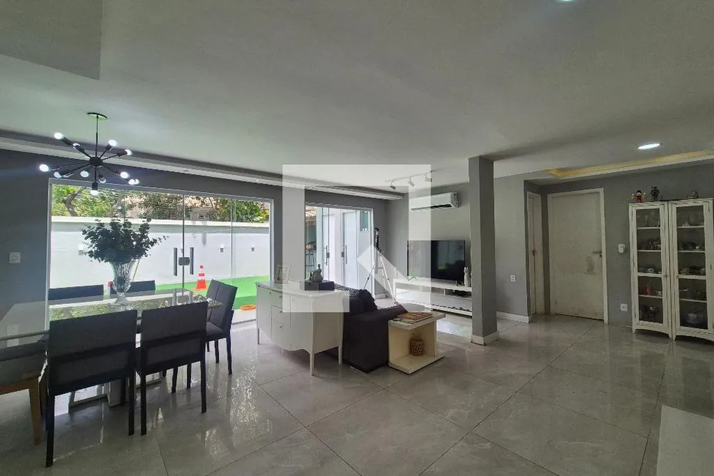 Casa, 5 quartos, 350 m² - Foto 1