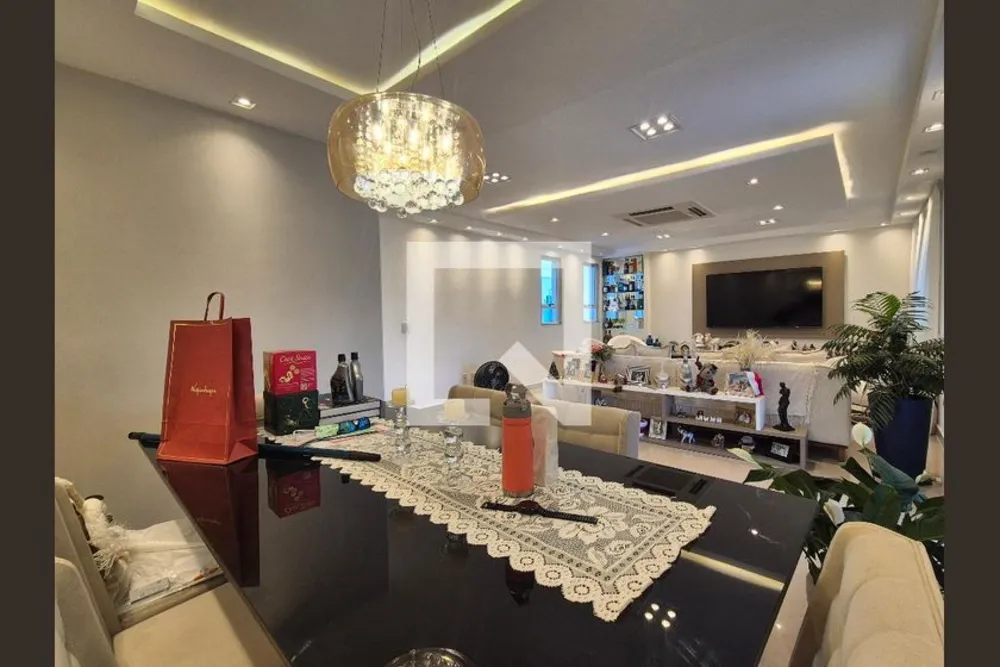 Cobertura, 3 quartos, 220 m² - Foto 2