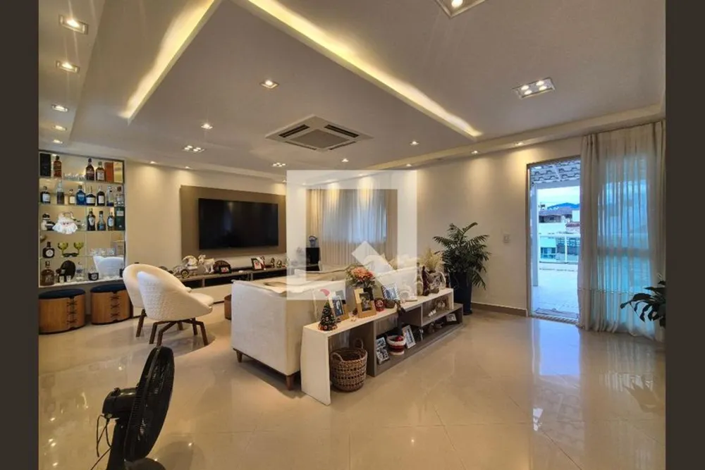 Cobertura, 3 quartos, 220 m² - Foto 3