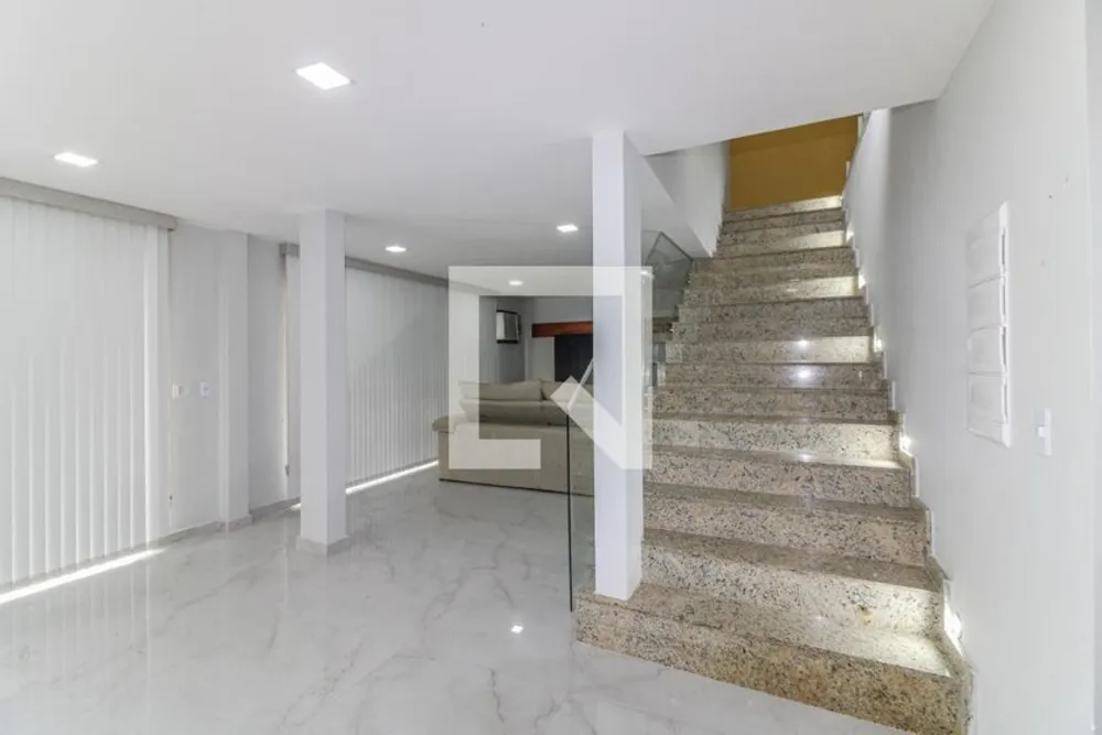 Casa, 5 quartos, 200 m² - Foto 3