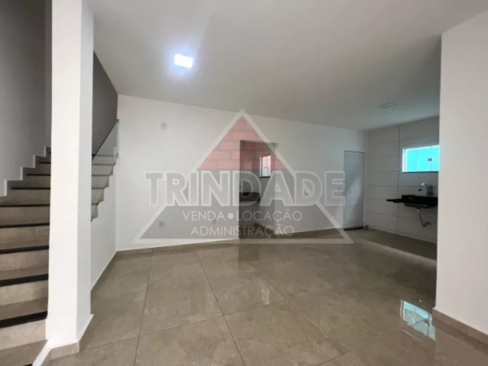 Casa, 2 quartos, 200 m² - Foto 4