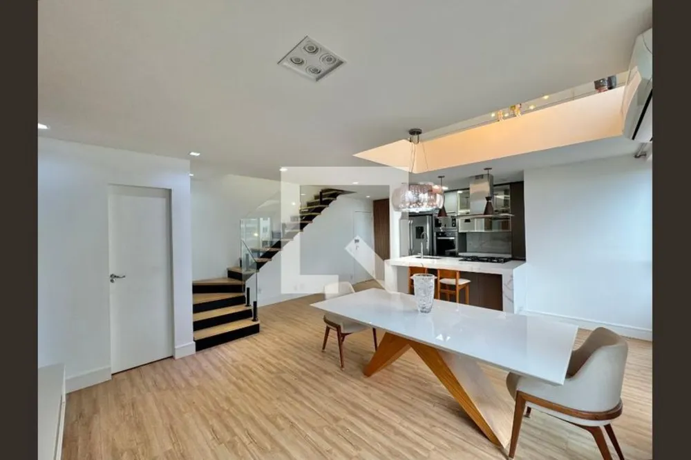 Apartamento, 3 quartos, 135 m² - Foto 1