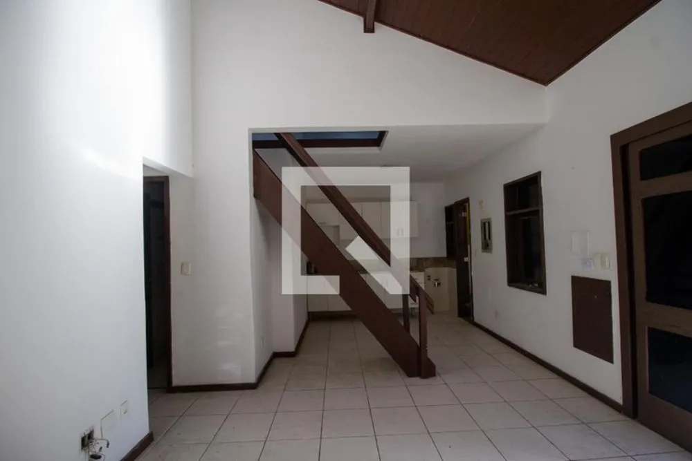 Casa, 3 quartos, 90 m² - Foto 2
