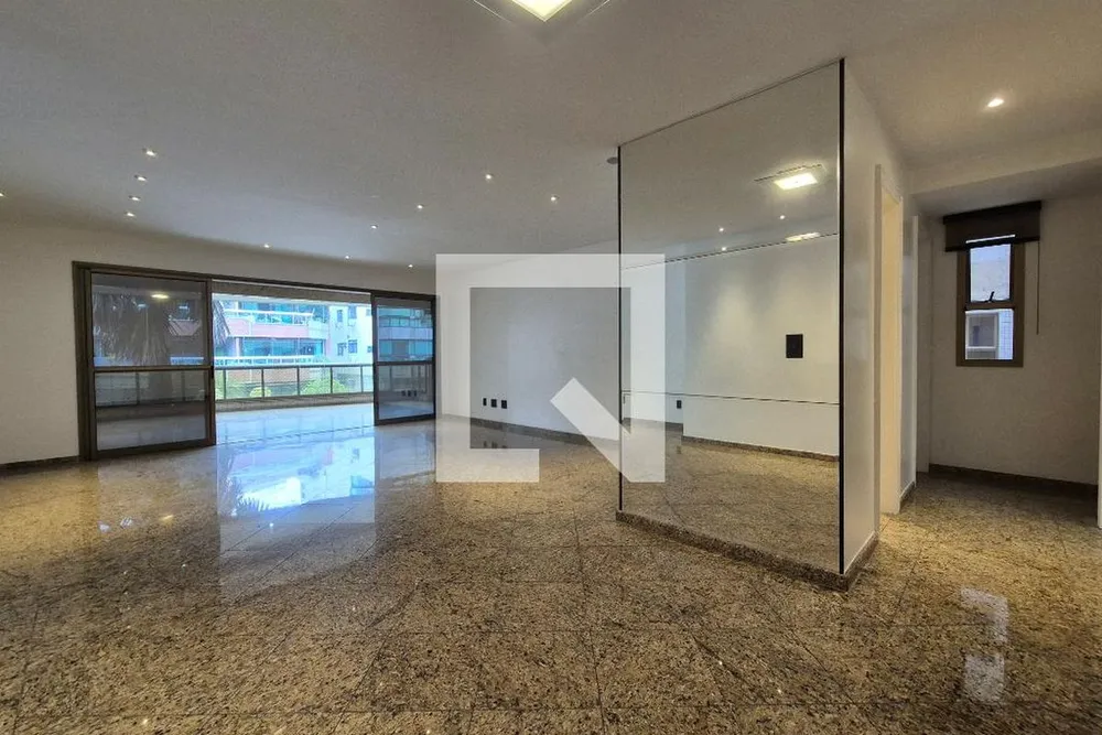 Apartamento, 3 quartos, 182 m² - Foto 2