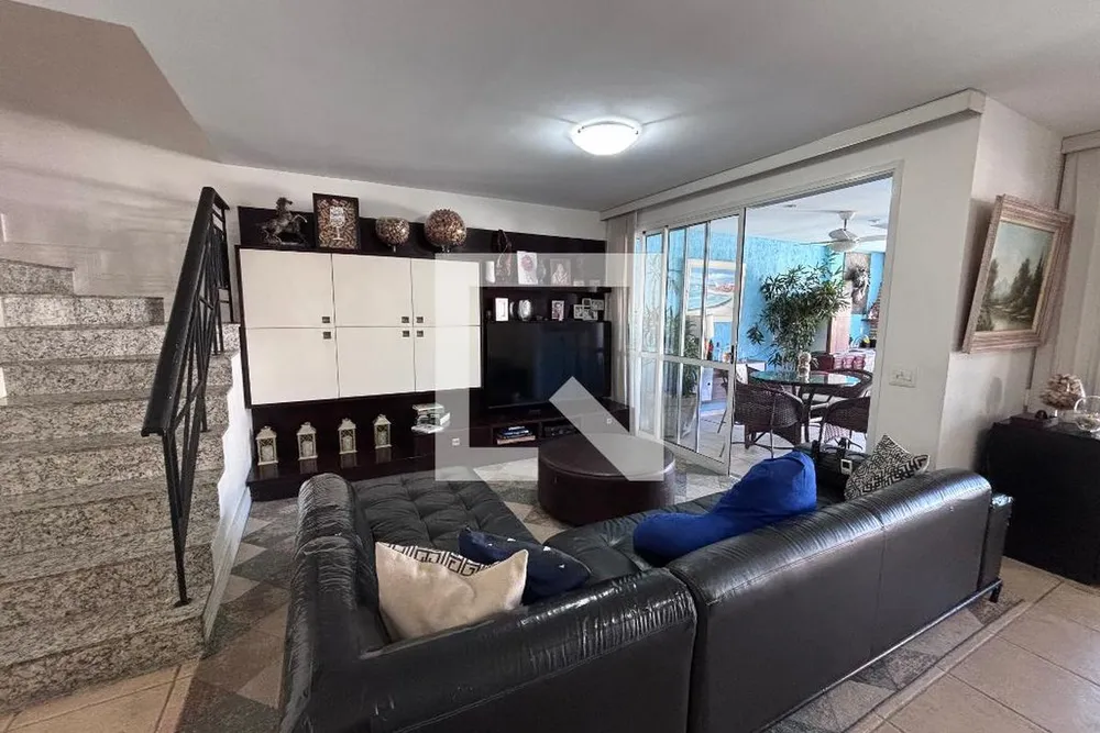 Casa, 5 quartos, 210 m² - Foto 3