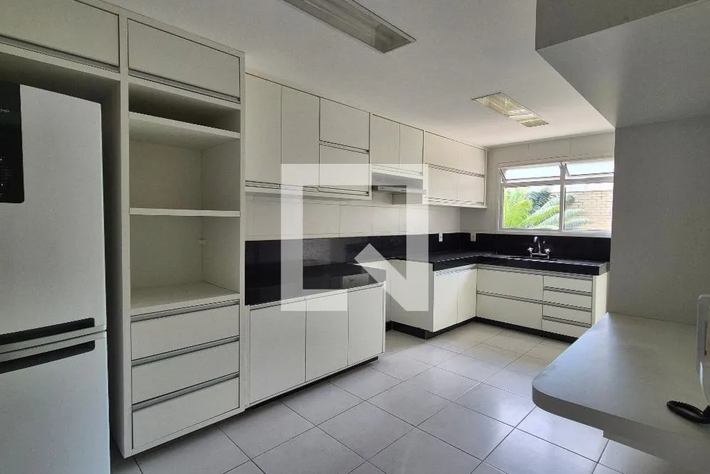Casa, 4 quartos, 370 m² - Foto 2