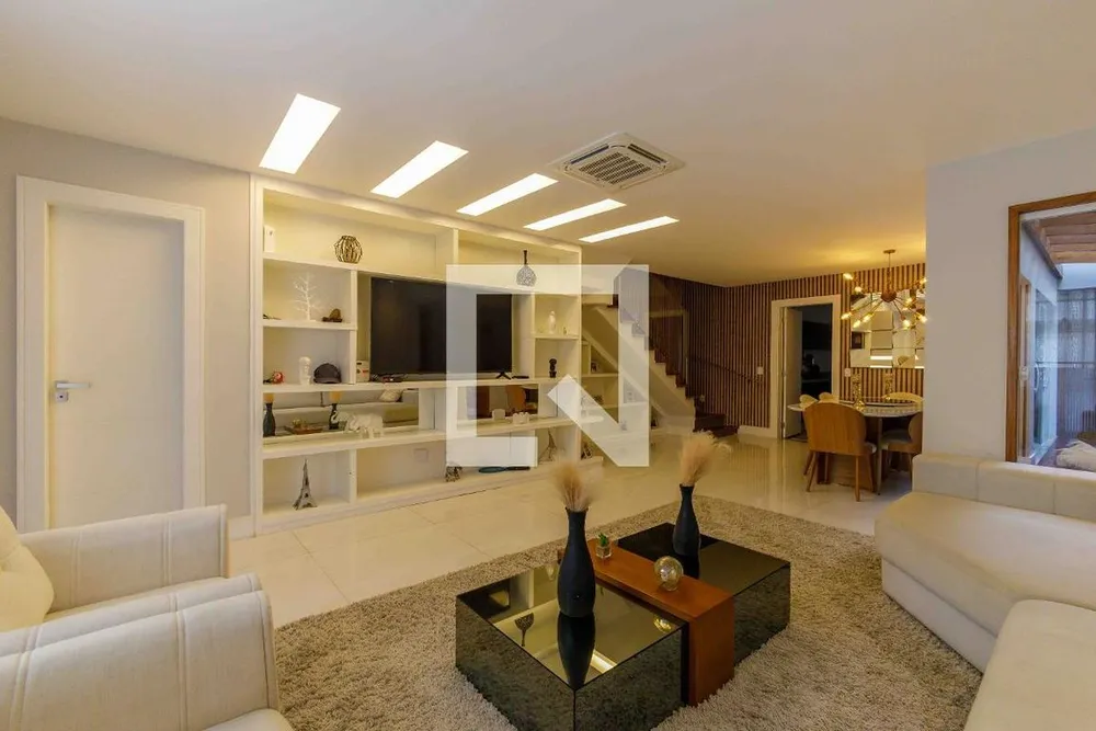 Casa, 4 quartos, 240 m² - Foto 3
