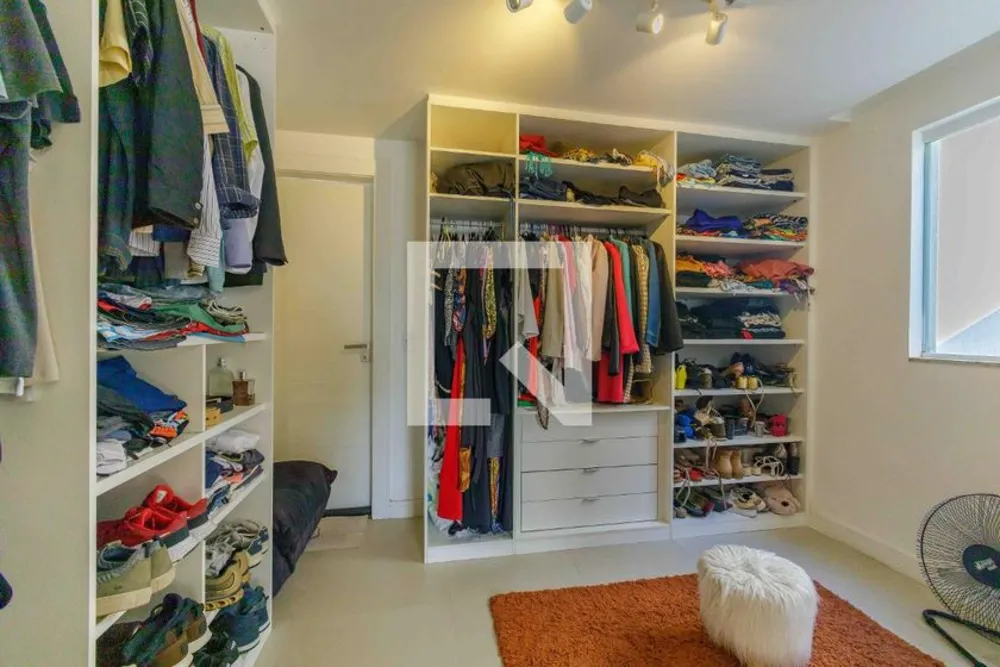 Casa, 4 quartos, 240 m² - Foto 45