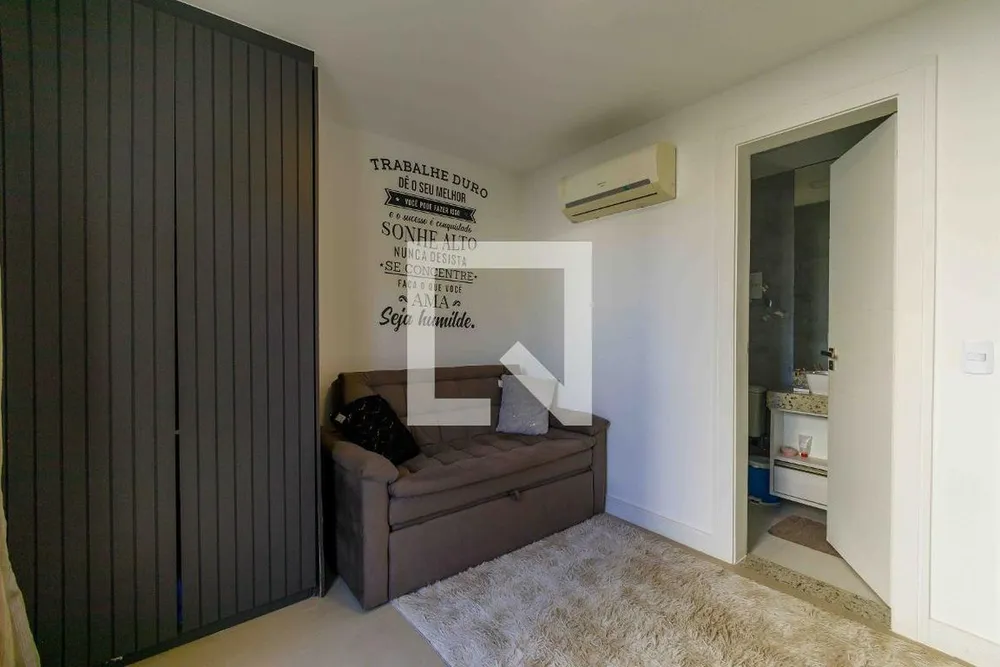 Casa, 4 quartos, 240 m² - Foto 22