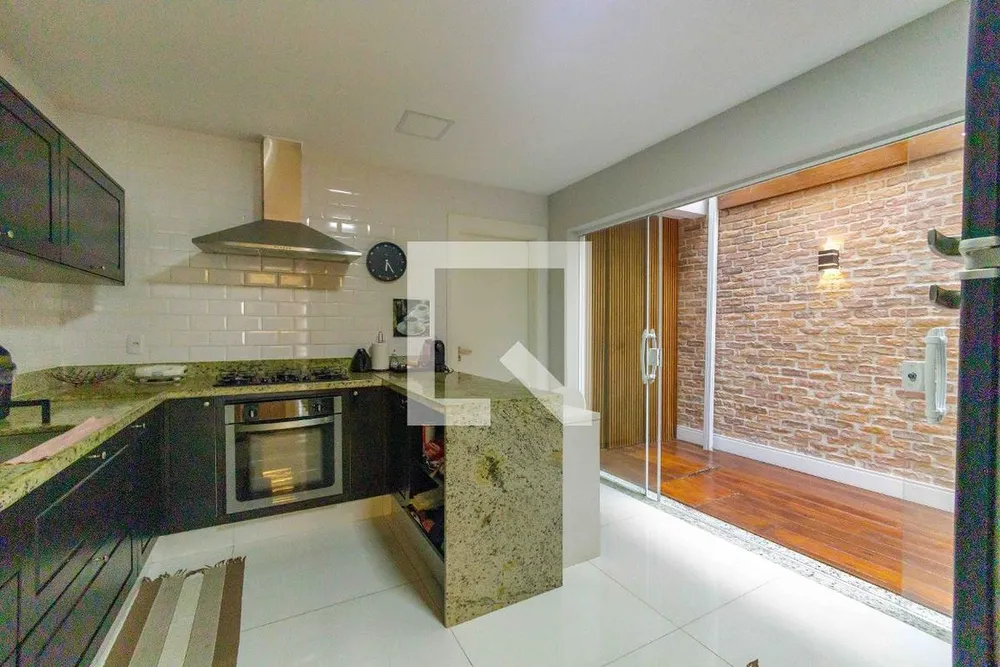 Casa, 4 quartos, 240 m² - Foto 52