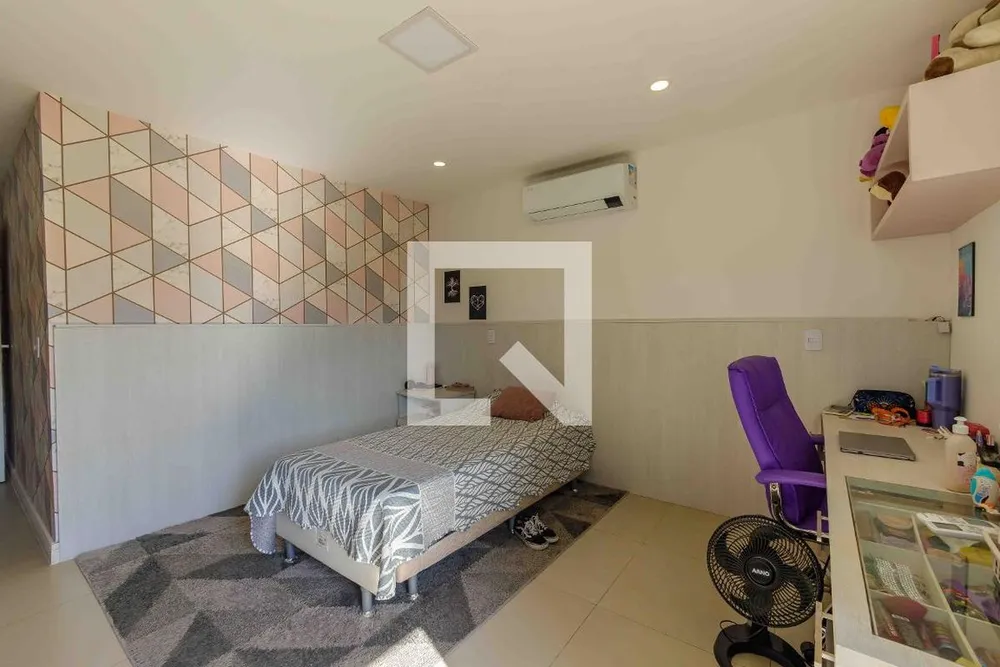 Casa, 4 quartos, 240 m² - Foto 33