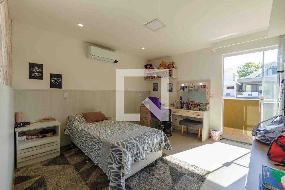 Casa, 4 quartos, 240 m² - Foto 49