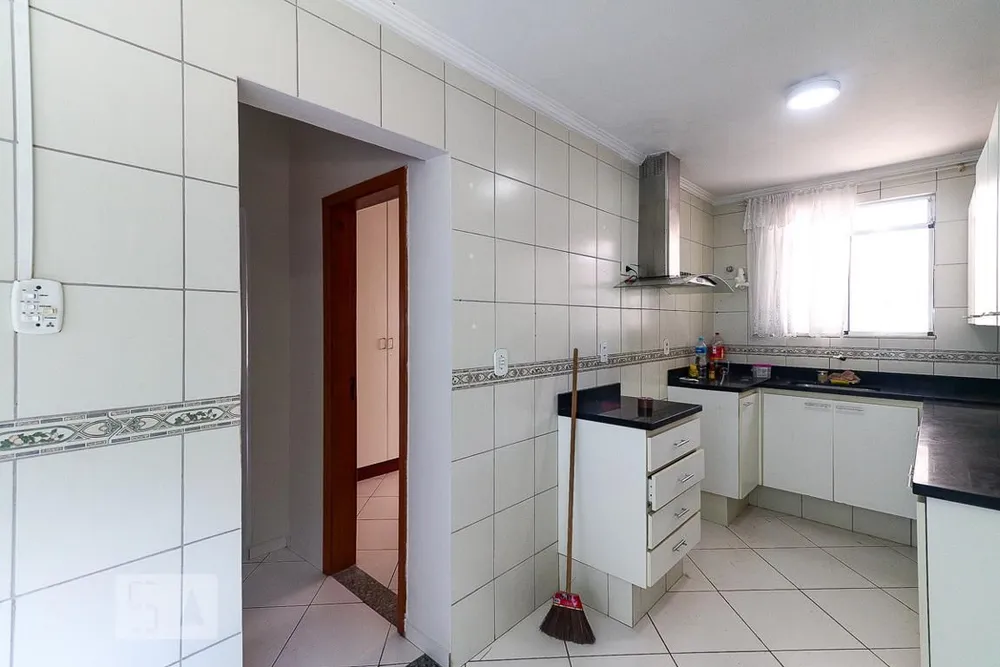 Casa, 4 quartos, 200 m² - Foto 39