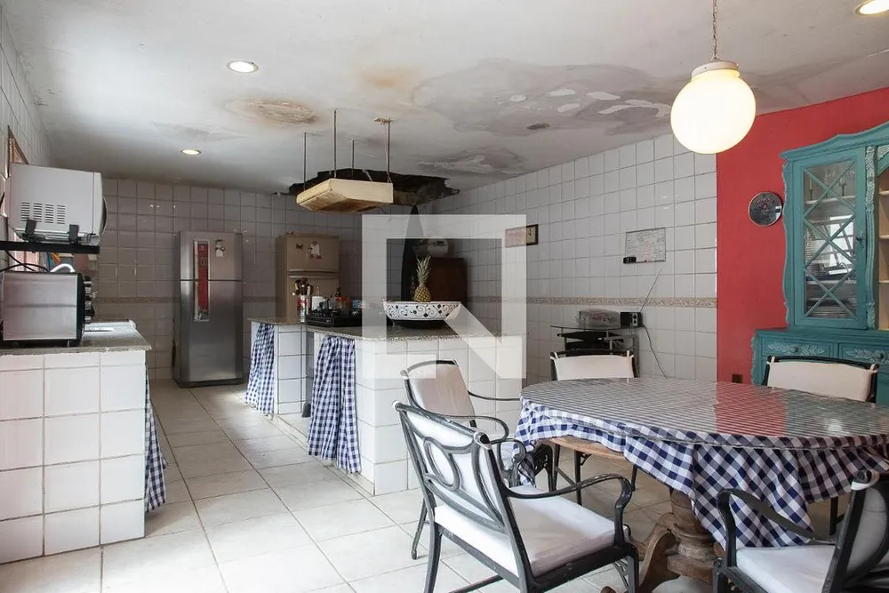 Casa, 4 quartos, 300 m² - Foto 37