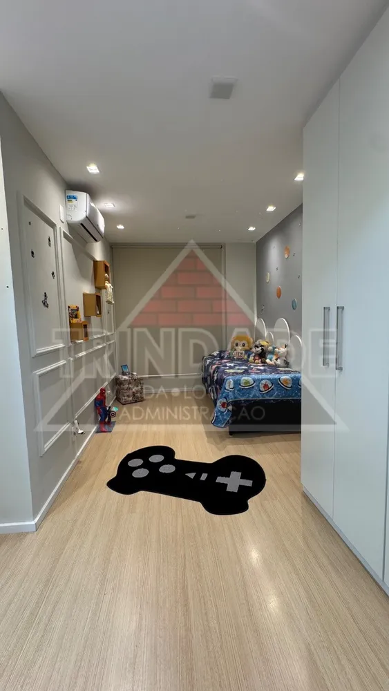 Casa, 4 quartos, 267 m² - Foto 32