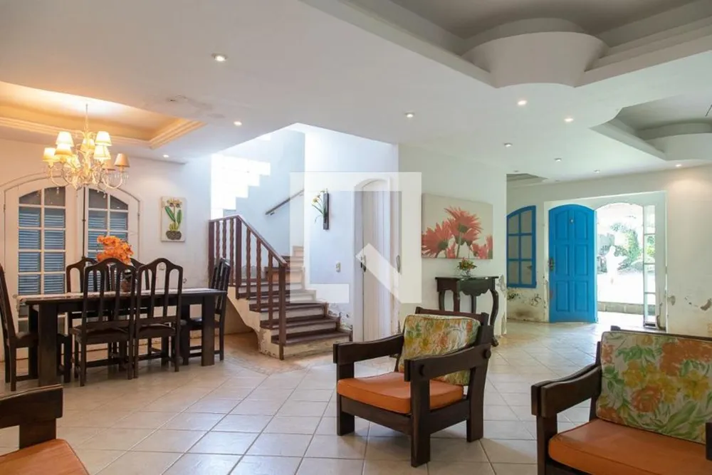 Casa, 3 quartos, 350 m² - Foto 1