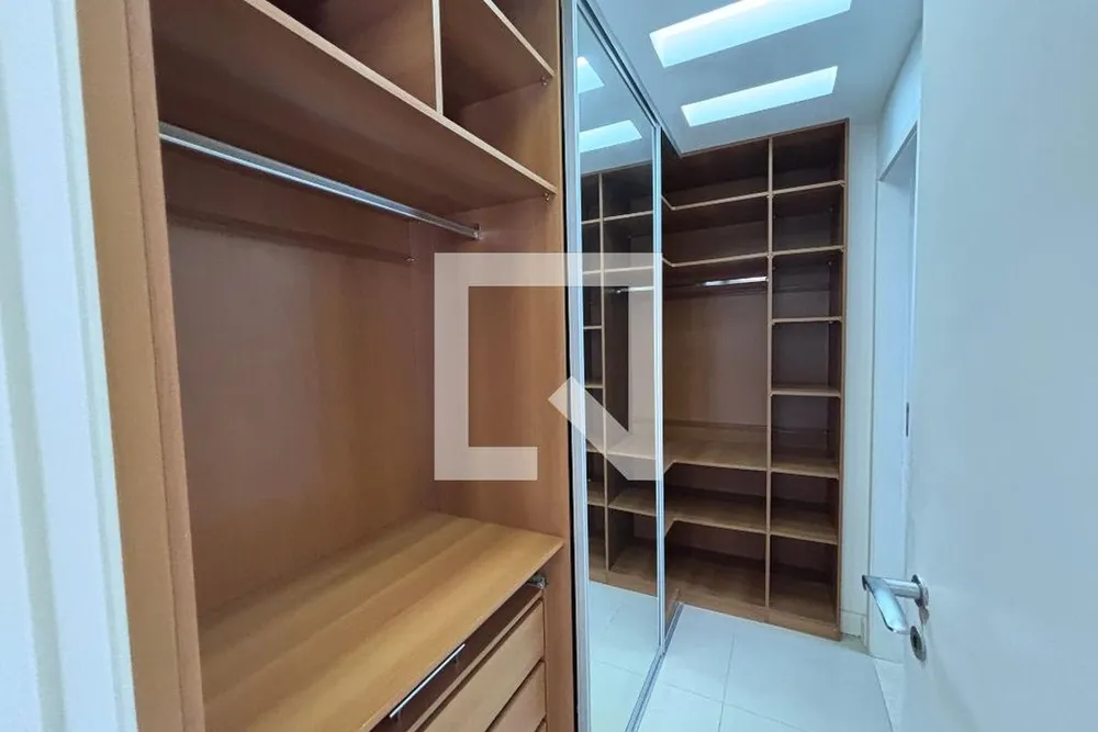 Casa, 4 quartos, 240 m² - Foto 14
