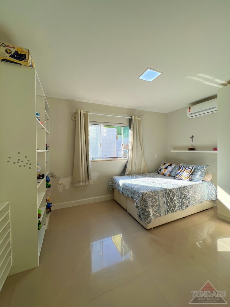 Casa, 5 quartos, 250 m² - Foto 3