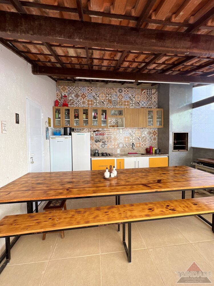 Casa, 5 quartos, 250 m² - Foto 1