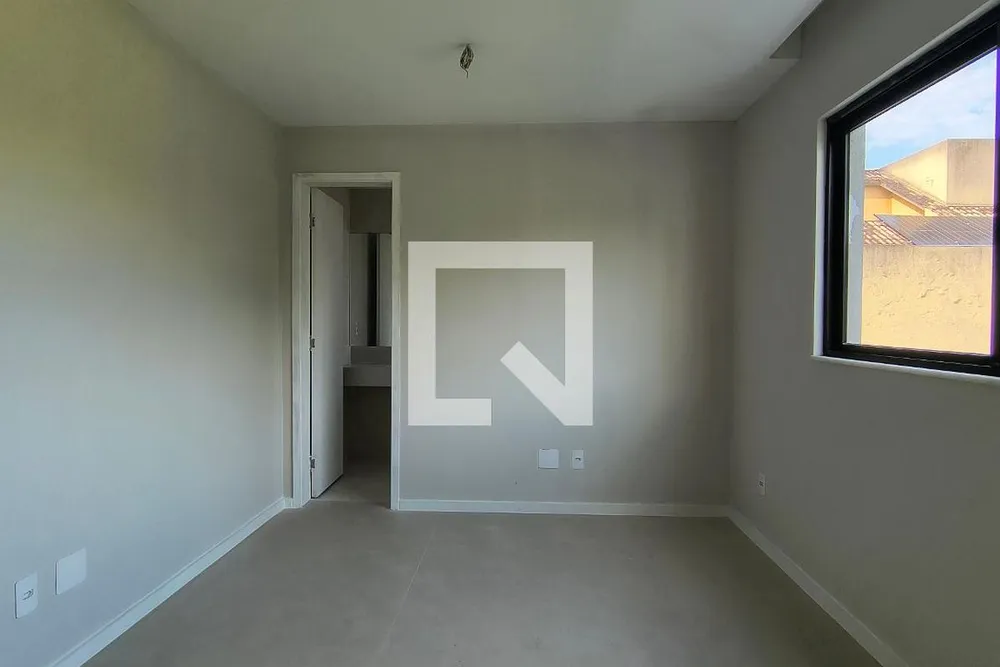 Casa, 4 quartos, 180 m² - Foto 1