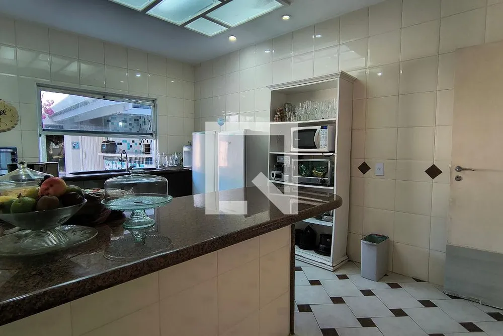 Casa, 3 quartos, 289 m² - Foto 41