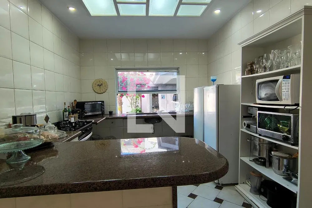Casa, 3 quartos, 289 m² - Foto 42
