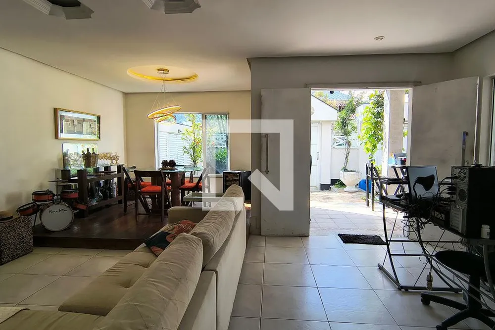 Casa, 3 quartos, 289 m² - Foto 2