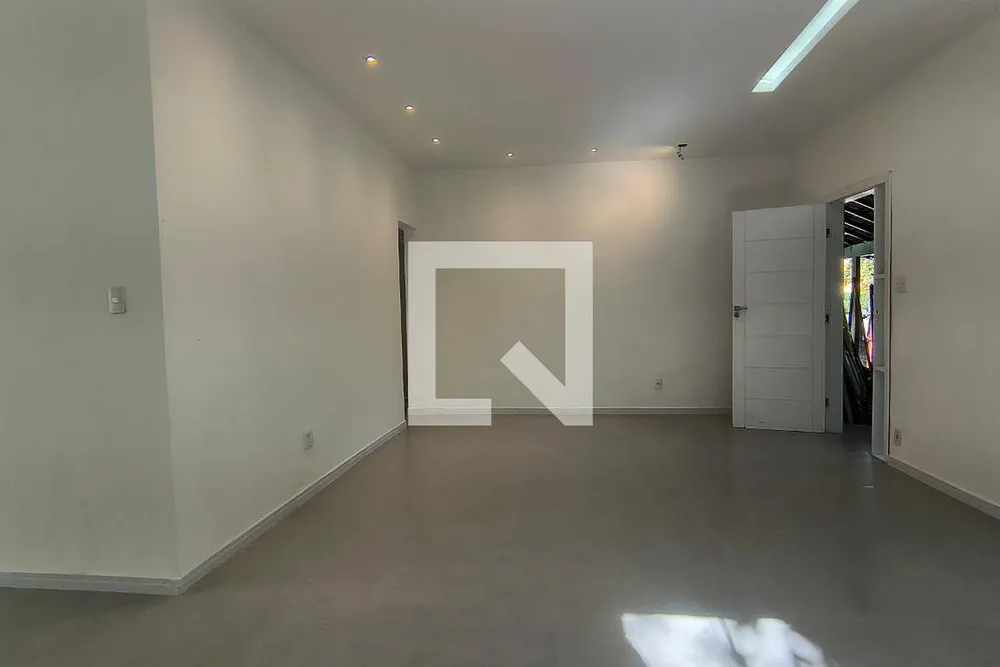 Casa, 3 quartos, 1230 m² - Foto 4