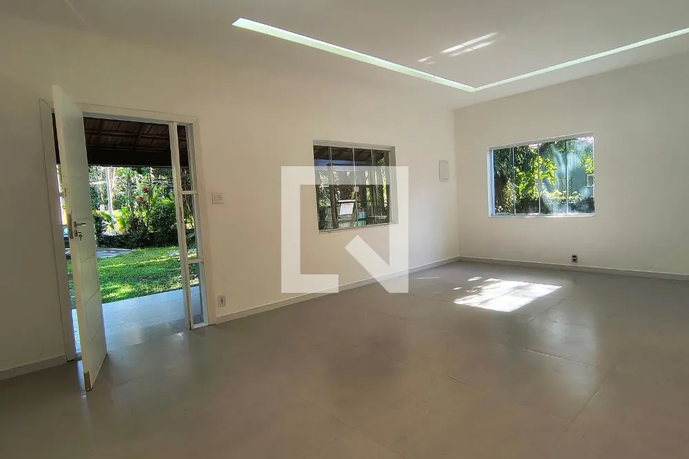 Casa, 3 quartos, 1230 m² - Foto 1