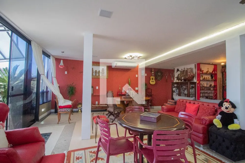 Cobertura, 3 quartos, 217 m² - Foto 3
