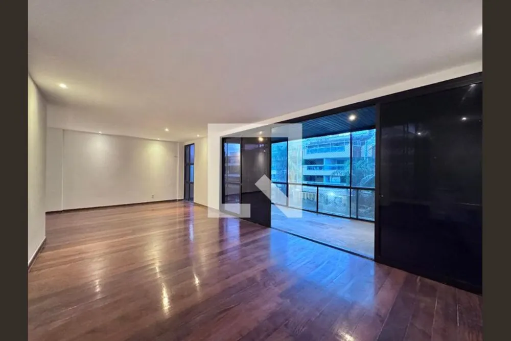 Apartamento, 3 quartos, 200 m² - Foto 1