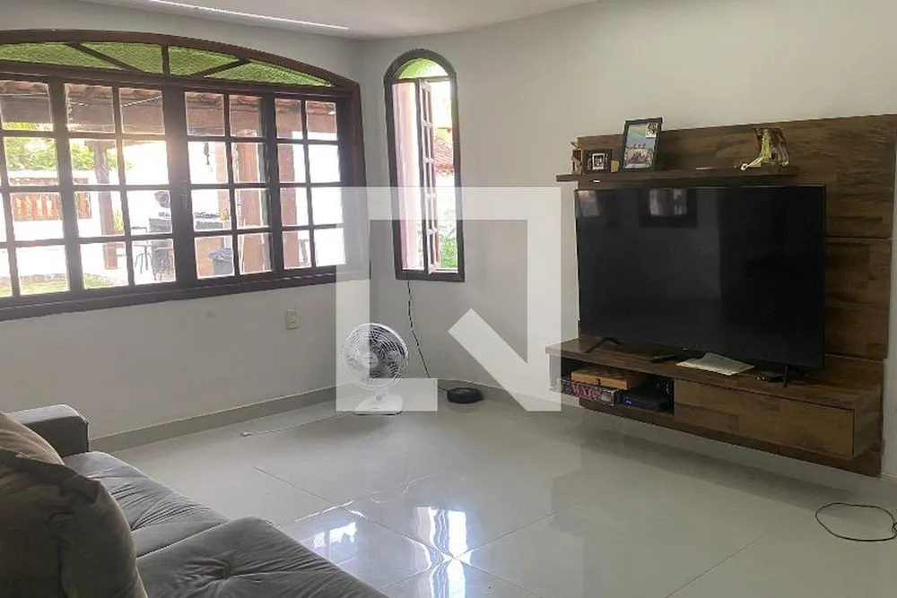 Casa, 6 quartos, 220 m² - Foto 2