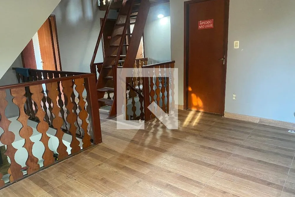 Casa, 6 quartos, 220 m² - Foto 3