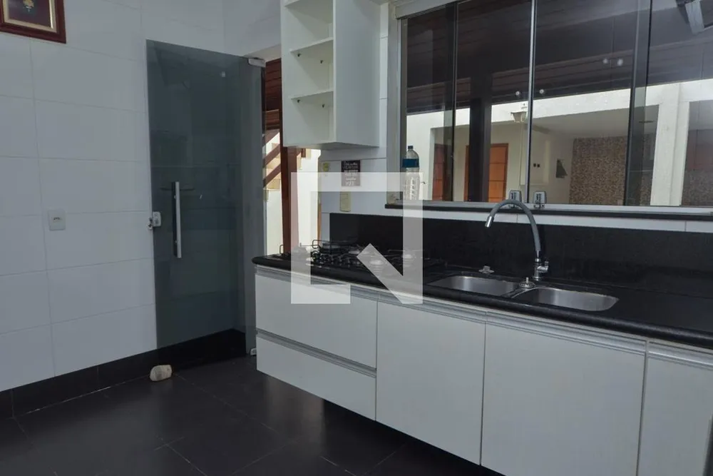 Casa, 4 quartos, 250 m² - Foto 12