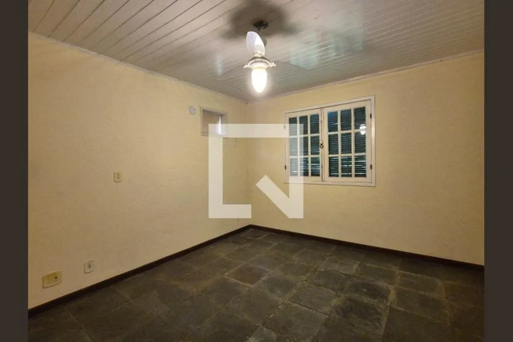 Casa, 3 quartos, 250 m² - Foto 12