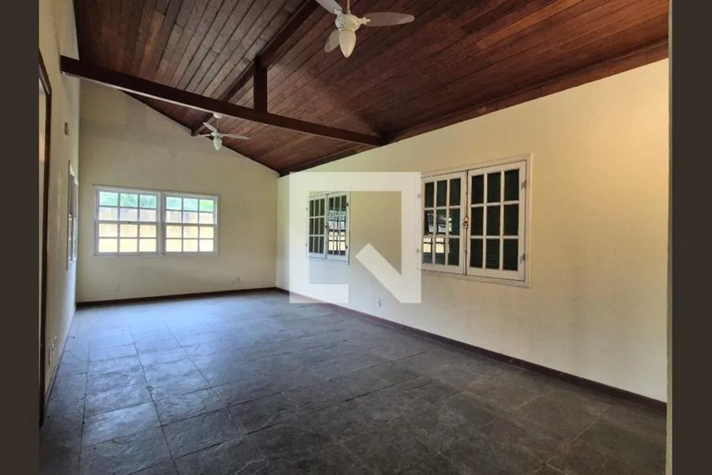 Casa, 3 quartos, 250 m² - Foto 2