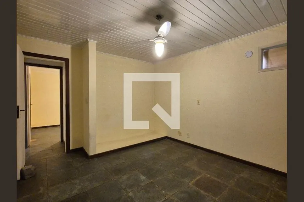 Casa, 3 quartos, 250 m² - Foto 13