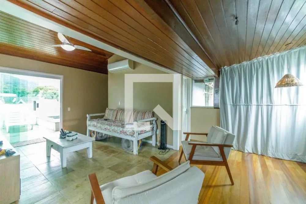 Casa, 4 quartos, 250 m² - Foto 15