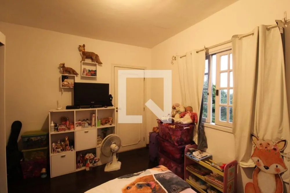 Casa, 4 quartos, 240 m² - Foto 27