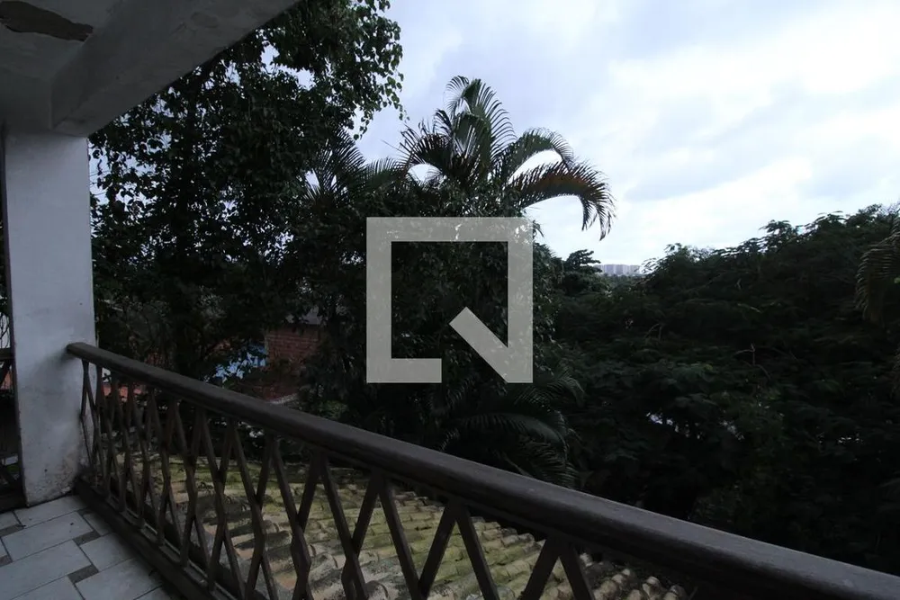 Casa, 4 quartos, 240 m² - Foto 34