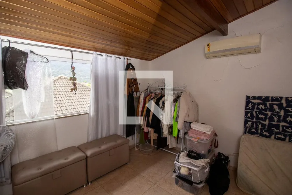 Casa, 3 quartos, 240 m² - Foto 64