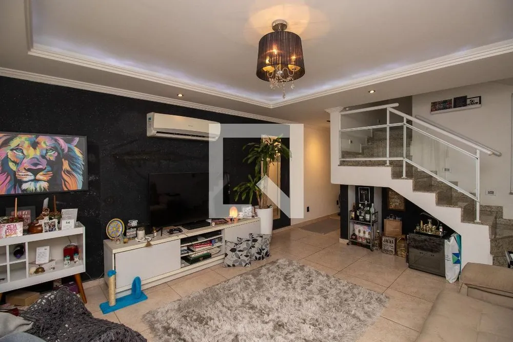Casa, 3 quartos, 240 m² - Foto 4