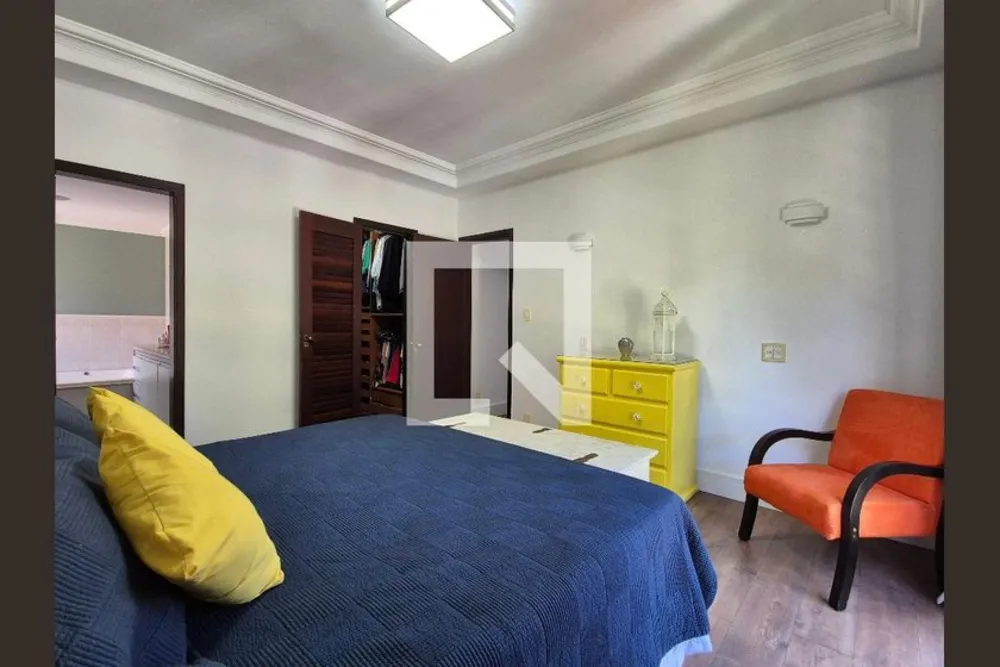 Casa, 4 quartos, 252 m² - Foto 1