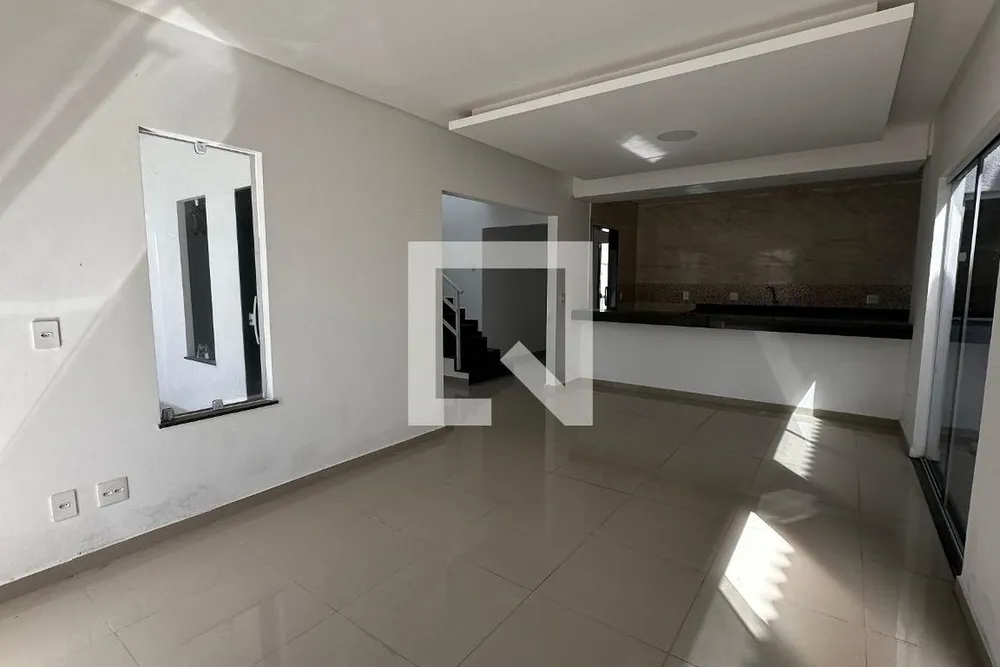 Casa, 3 quartos, 250 m² - Foto 2
