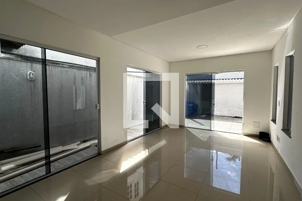 Casa, 3 quartos, 250 m² - Foto 3