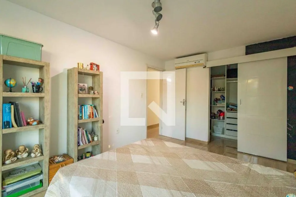 Casa, 4 quartos, 270 m² - Foto 24